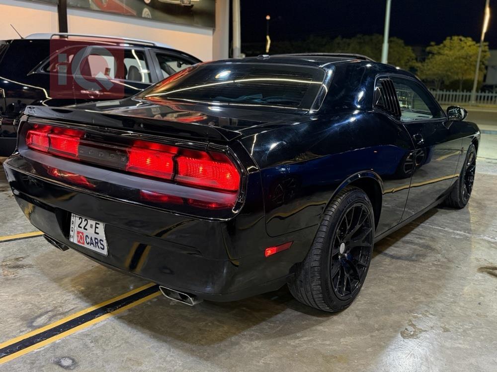 Dodge Challenger